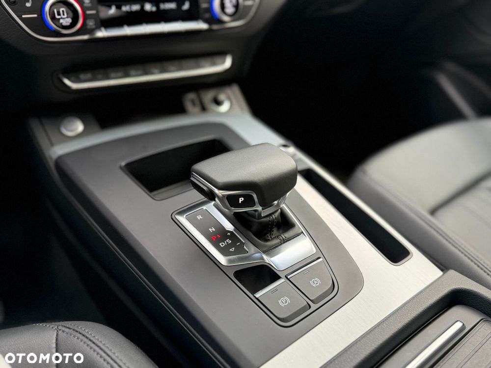 Audi Q5 Sportback - 25