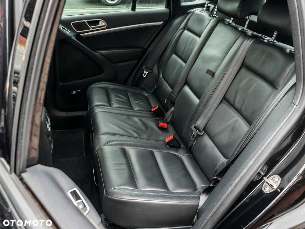 Volkswagen Touran - 20