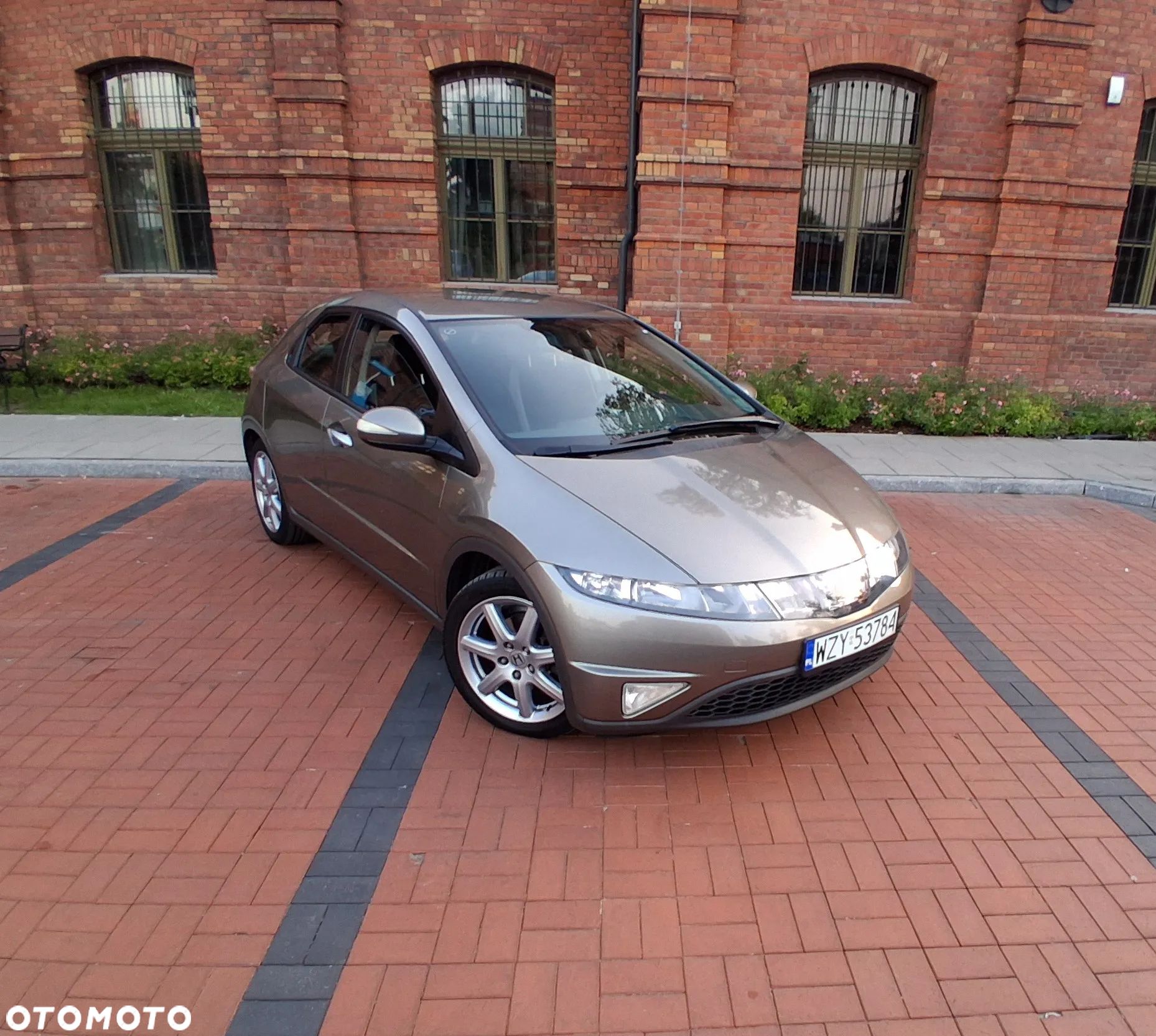Honda Civic 1.8 Comfort - 1