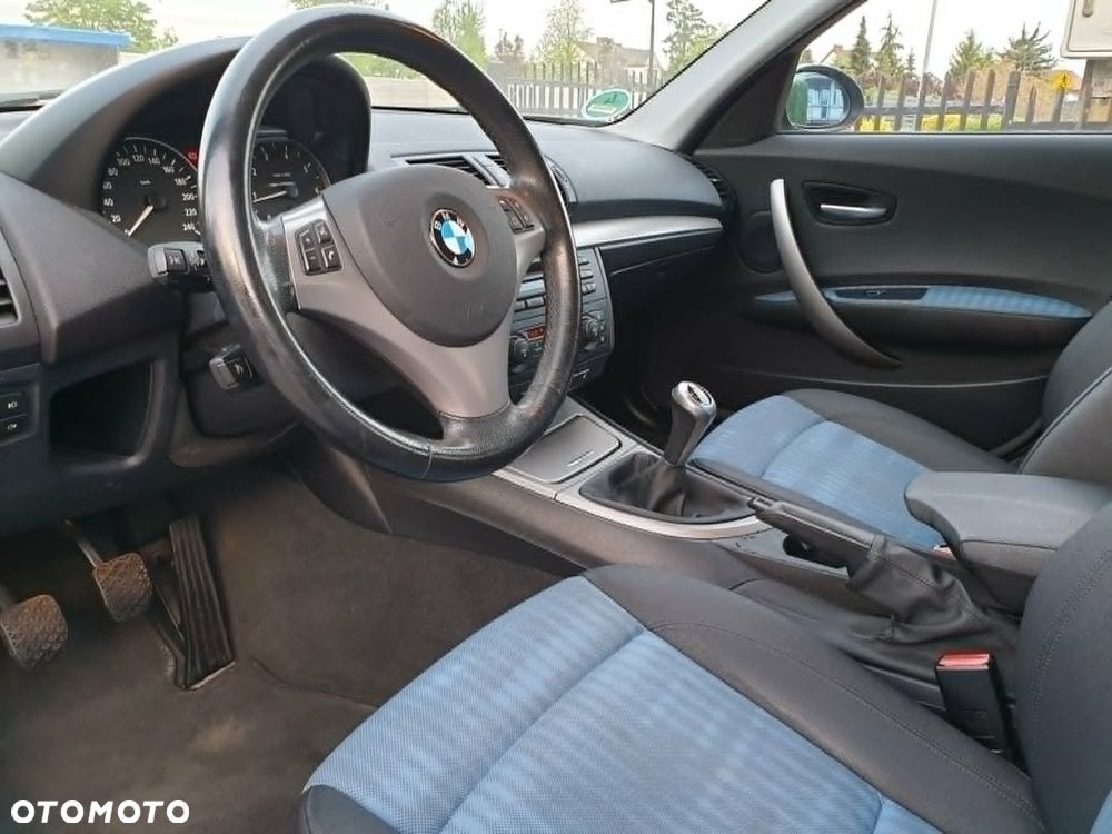 BMW Seria 1 - 12