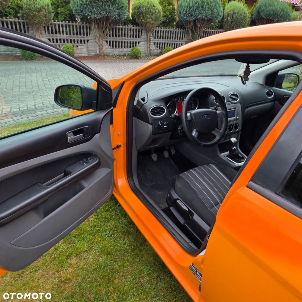 Ford Focus 2.0 TDCi DPF Style - 8