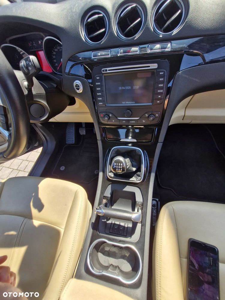 Ford Galaxy 2.0 TDCi Platinium X (Ghia) - 15