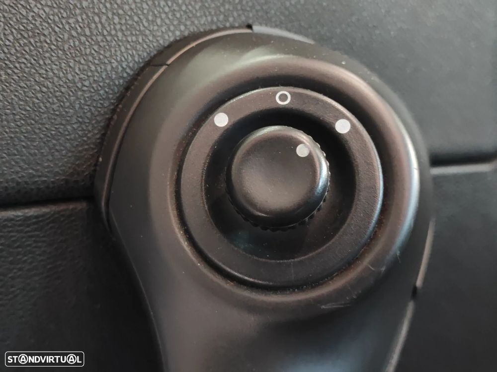 Renault Clio 1.2 16V Dynamique S - 17