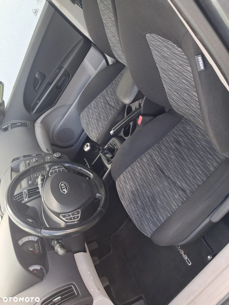 Kia Ceed 1.4 Optimum - 22