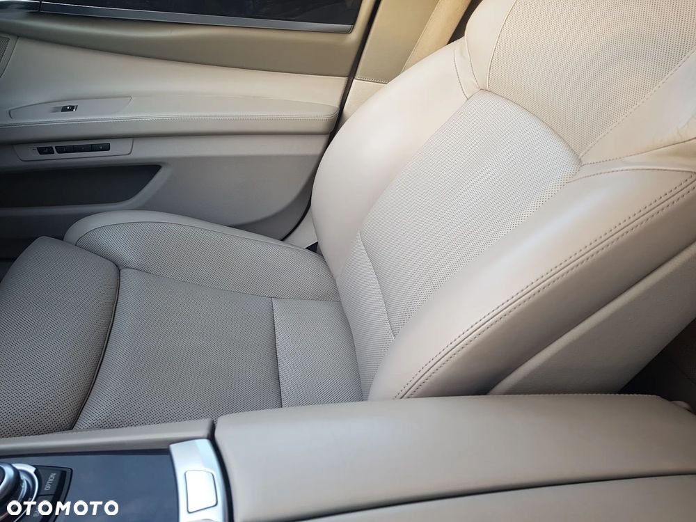 BMW Seria 7 - 10