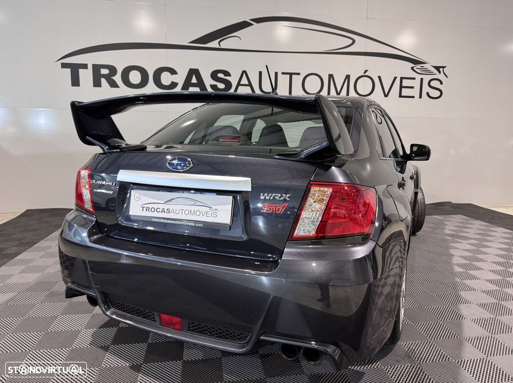 Subaru Impreza 2.5 WRX STi - 38