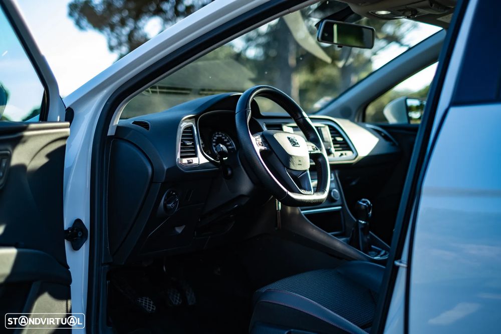 SEAT Leon ST 2.0 TDI S&S FR - 13