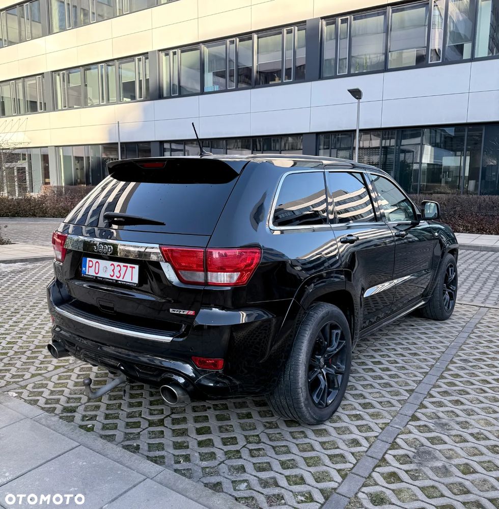 Jeep Grand Cherokee SRT - 7
