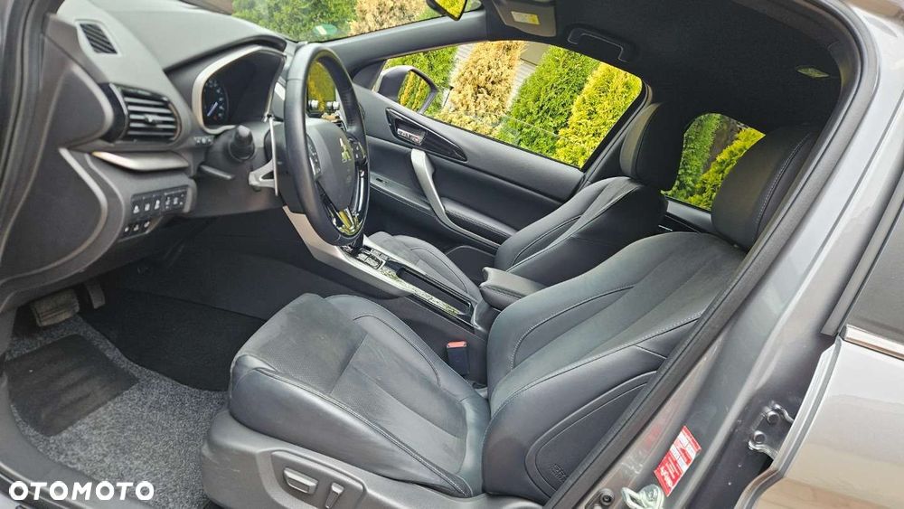 Mitsubishi Eclipse Cross - 14