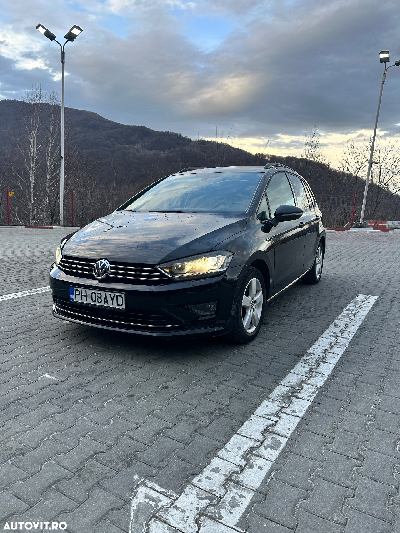 Volkswagen Golf Sportsvan 2.0 TDI DPF BMT Comfortline - 3