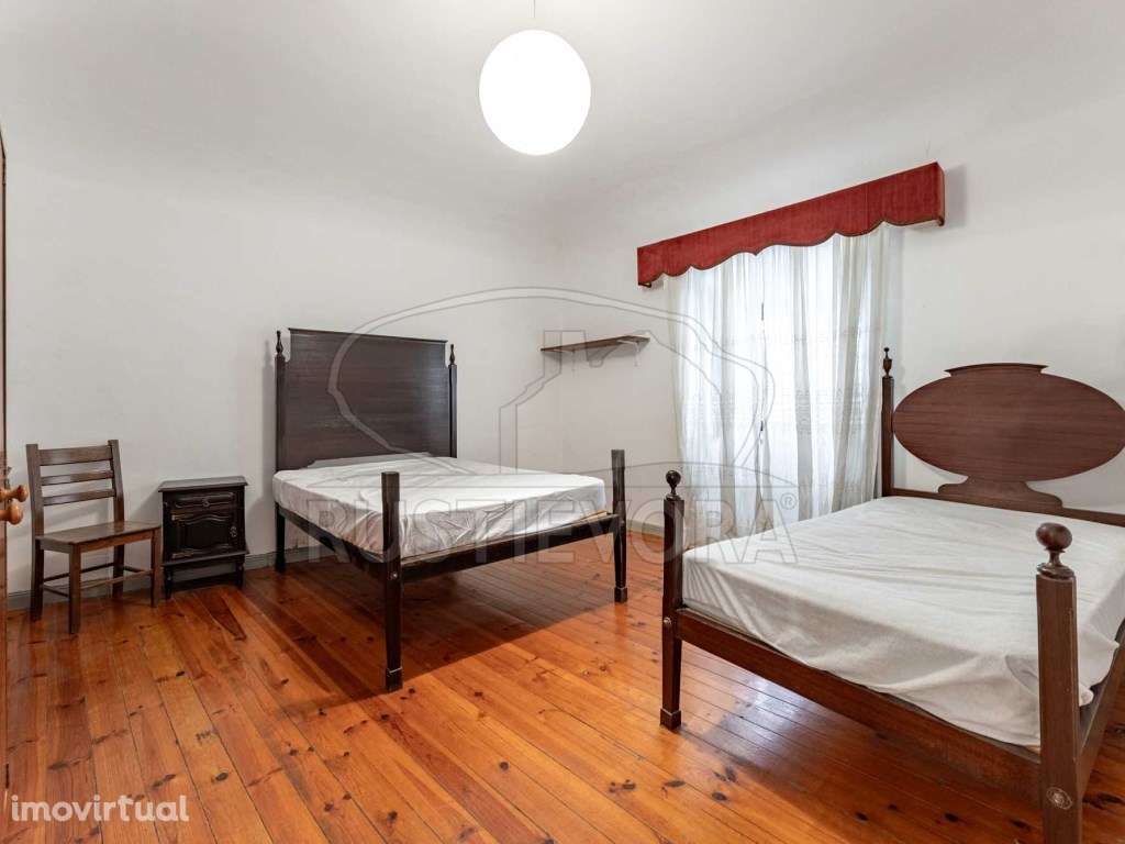 Moradia Unifamiliar T4 no Centro Histórico da Cidade - Potencial de... - Grande imagem: 3/38