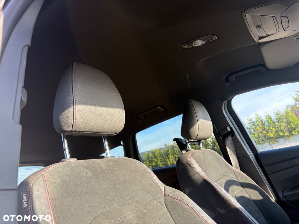 Ford Kuga 1.5 EcoBoost FWD ST-Line ASS GPF - 11