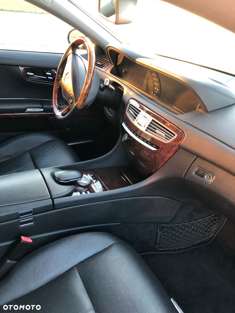 Mercedes-Benz CL 500 - 21