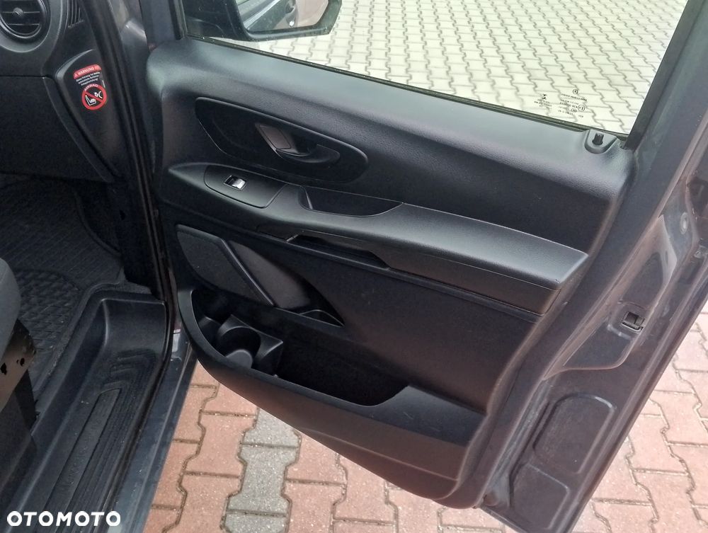 Mercedes-Benz Vito - 17