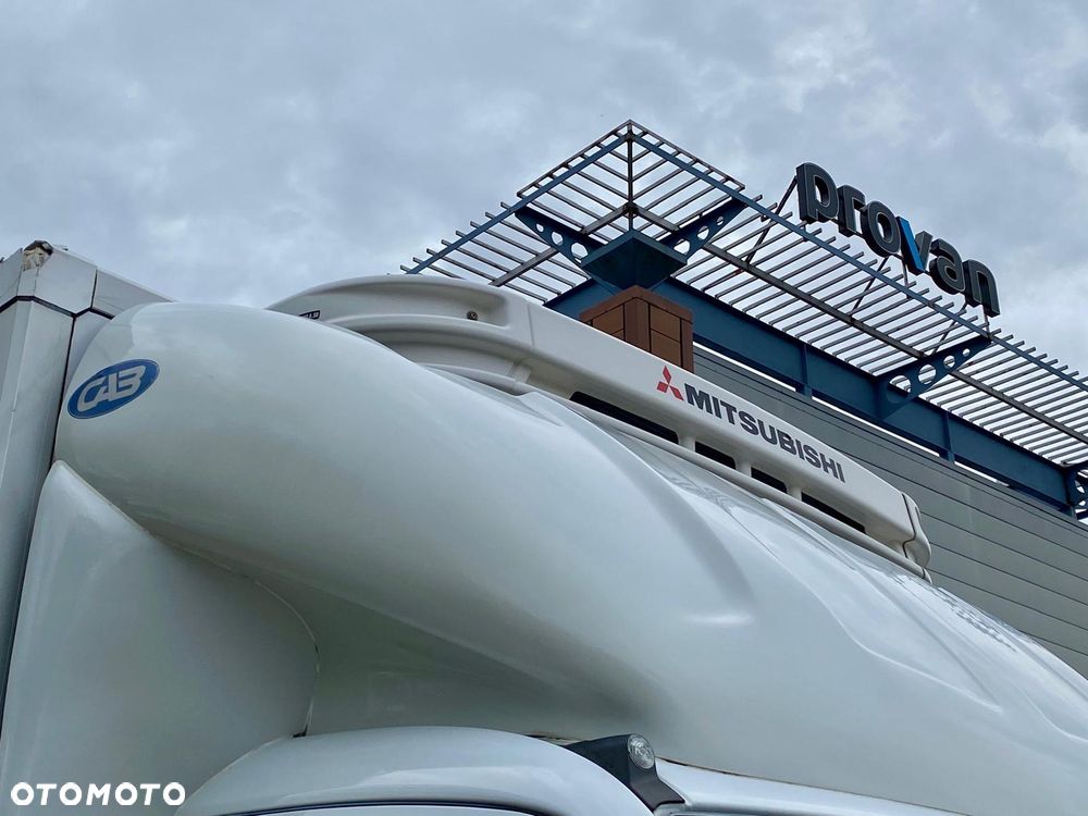 Mercedes-Benz SPRINTER 319 CDI 3,0 V6 AUTOMAT KONTENER CHŁODNIA WINDA - 5