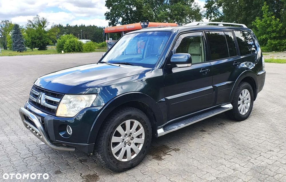 Mitsubishi Pajero - 5