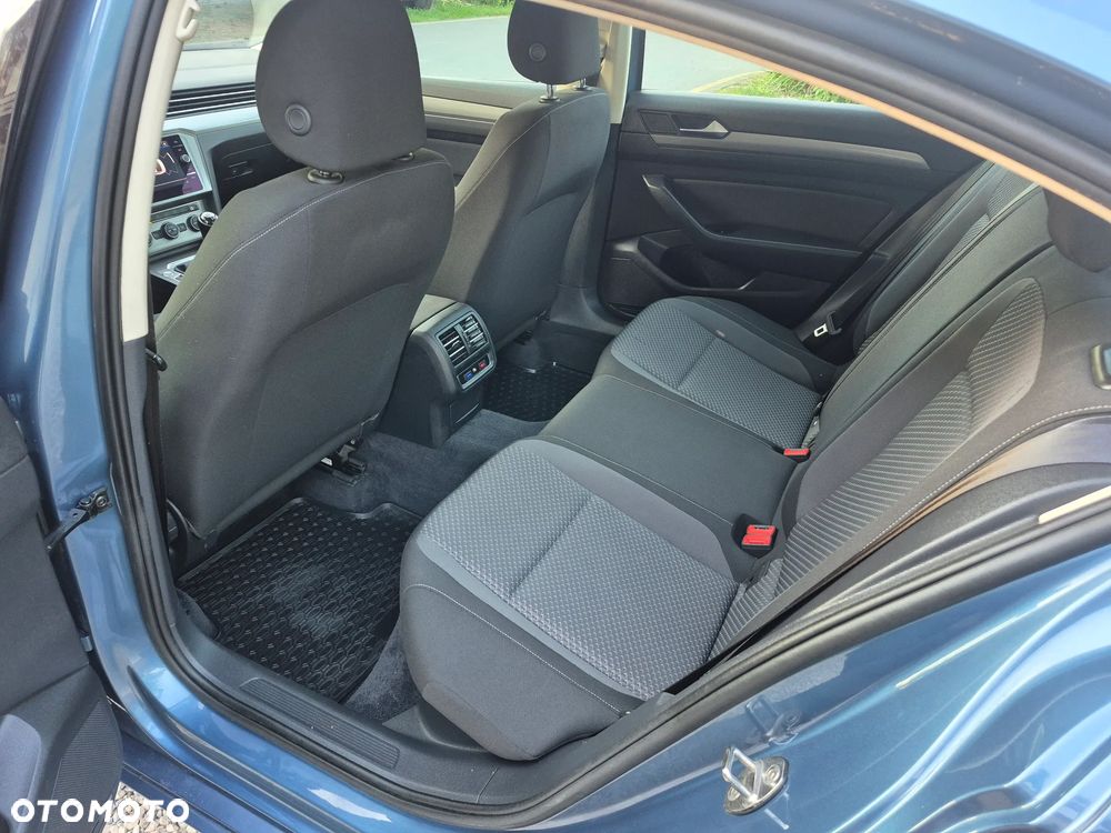 Volkswagen Passat 2.0 TDI BMT Comfortline - 15