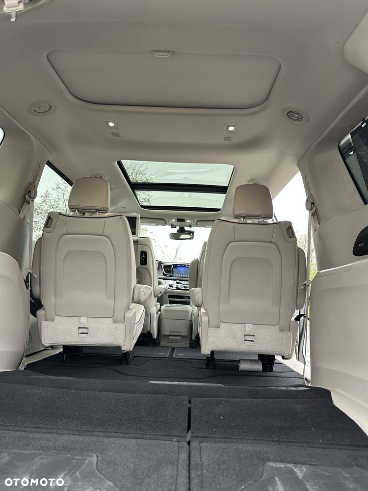 Chrysler Pacifica - 14