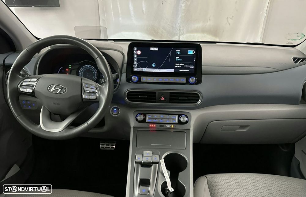 Hyundai Kauai EV 64 kWh Premium+LED - 2