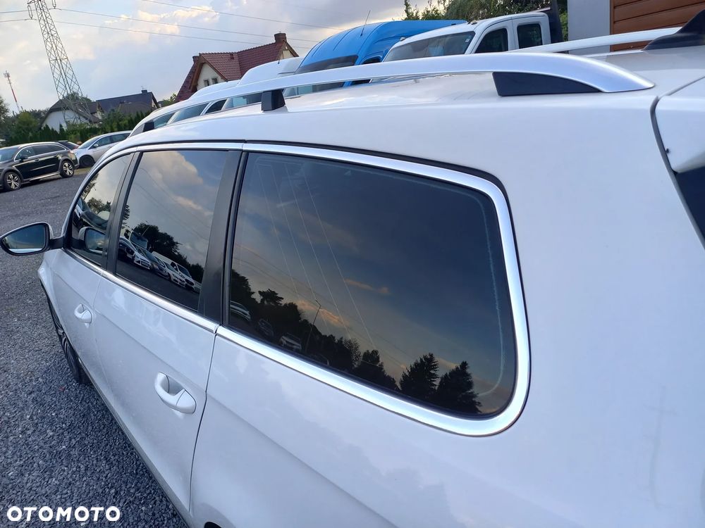 Volkswagen Passat 2.0 TDI Comfortline DSG - 13