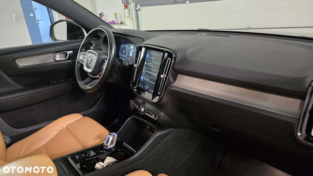 Volvo XC 40 D3 SCR Inscription - 19