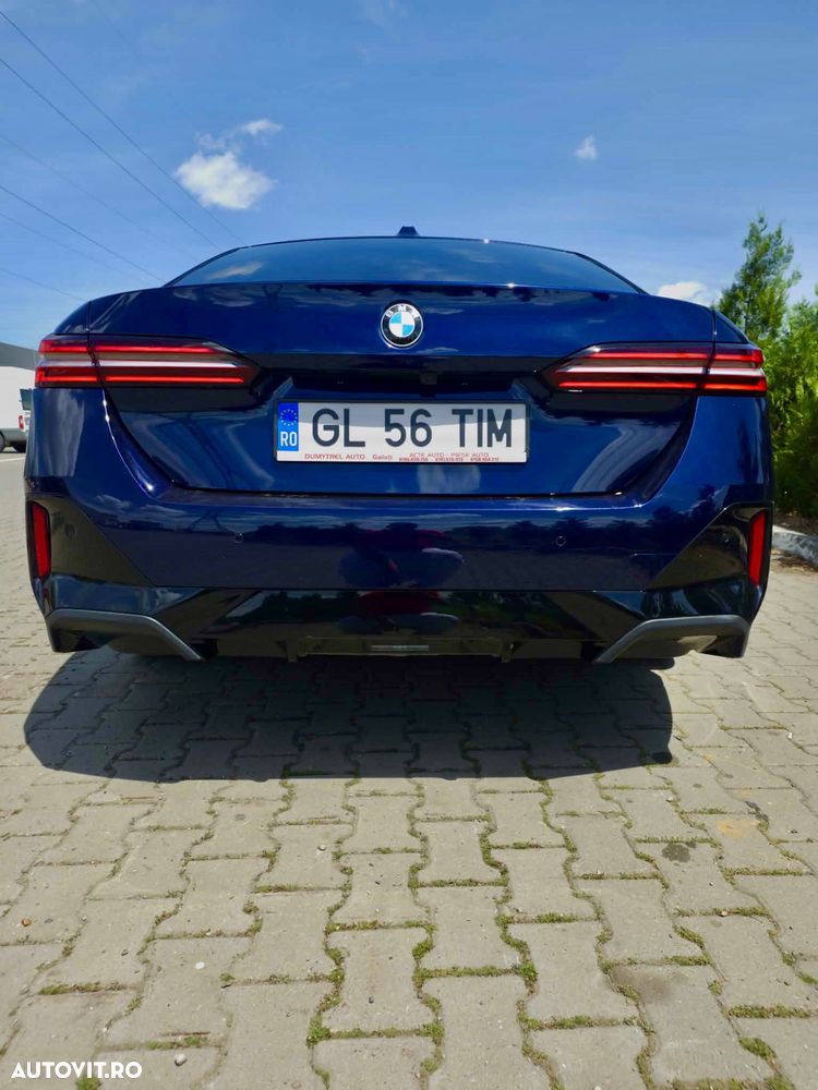 BMW Seria 5 520i AT MHEV - 5