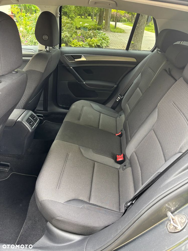 Volkswagen Golf 1.6 TDI BMT Comfortline - 11