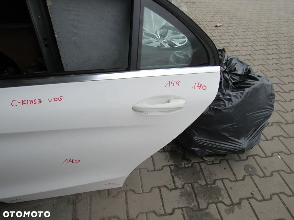 mercedes w205 c klasa tył lewe prawe drzwi sedan149 - 3