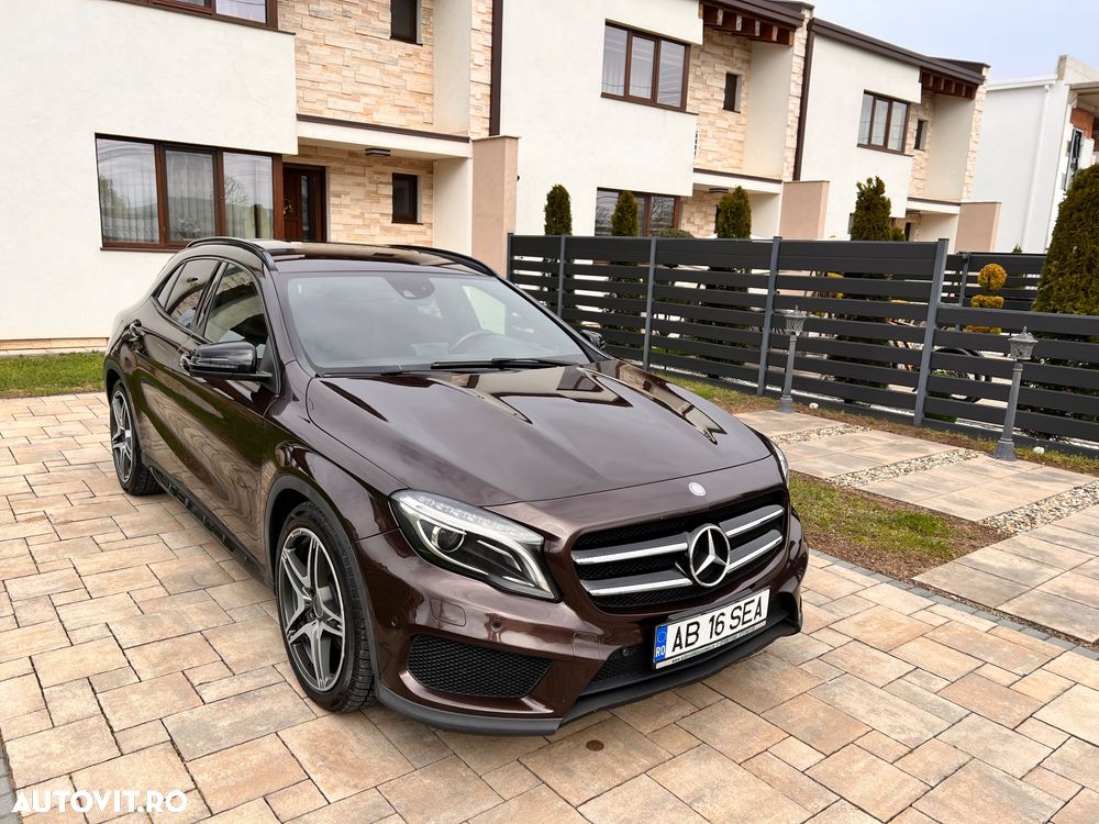 Mercedes-Benz GLA 220 CDI 4MATIC 7G-DCT AMG Line - 1