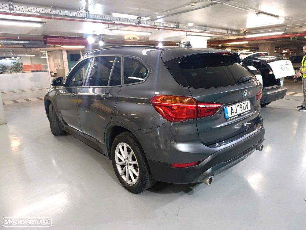 BMW X1 18 d sDrive Auto - 3