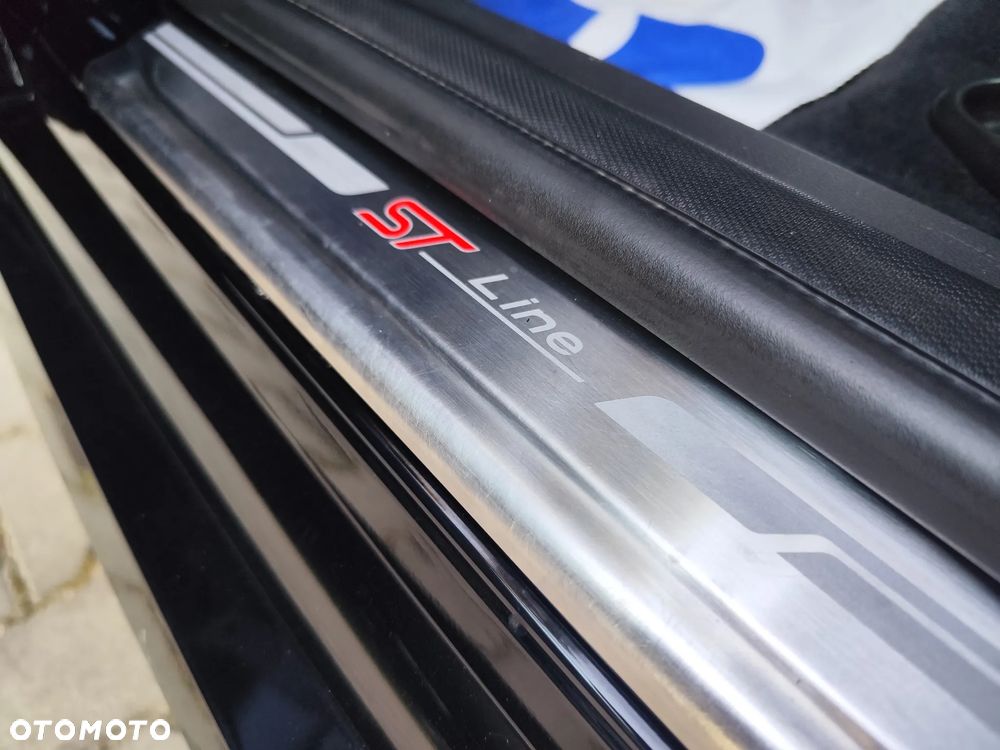 Ford Focus 2.0 TDCi ST-Line Black ASS - 22