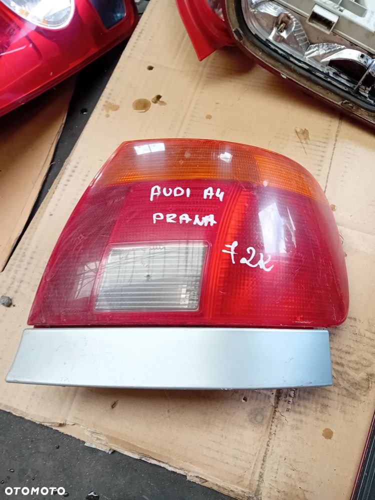 LAMPA TYLNA AUDI A4 PRAWA!!WYSYŁKA!! - 1