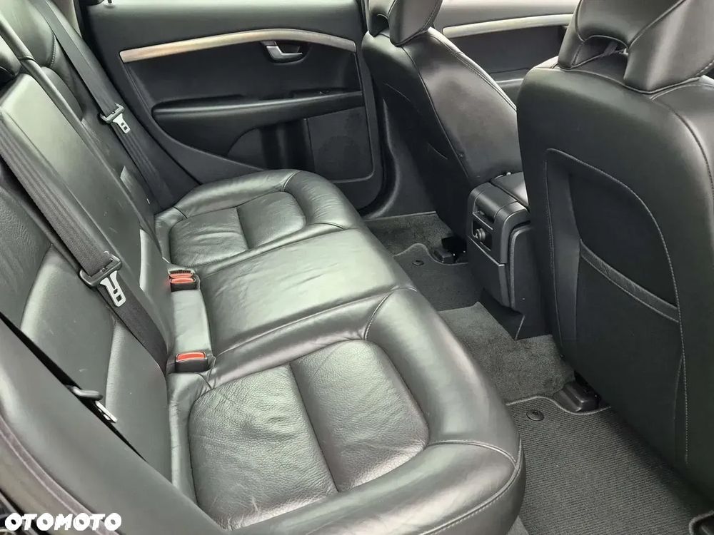 Volvo V70 - 4