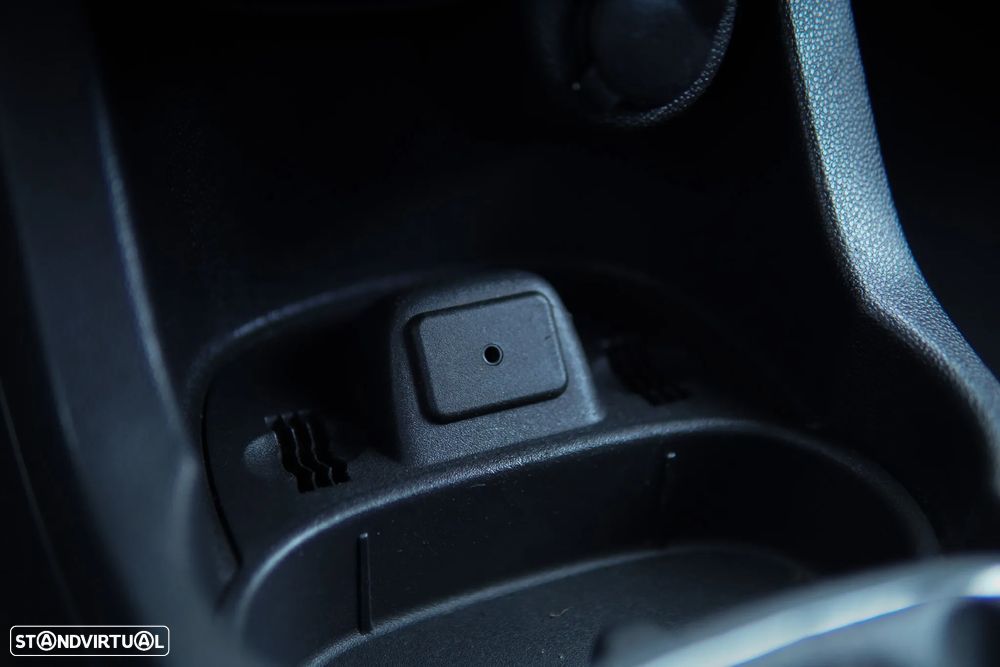 Opel Corsa 1.3 CDTI Enjoy EcoFLEX - 28