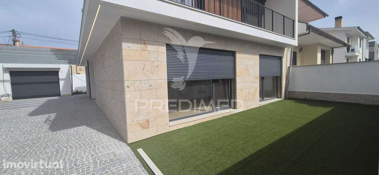 Moradia T4 em Palmeira - Grande imagem: 5/40