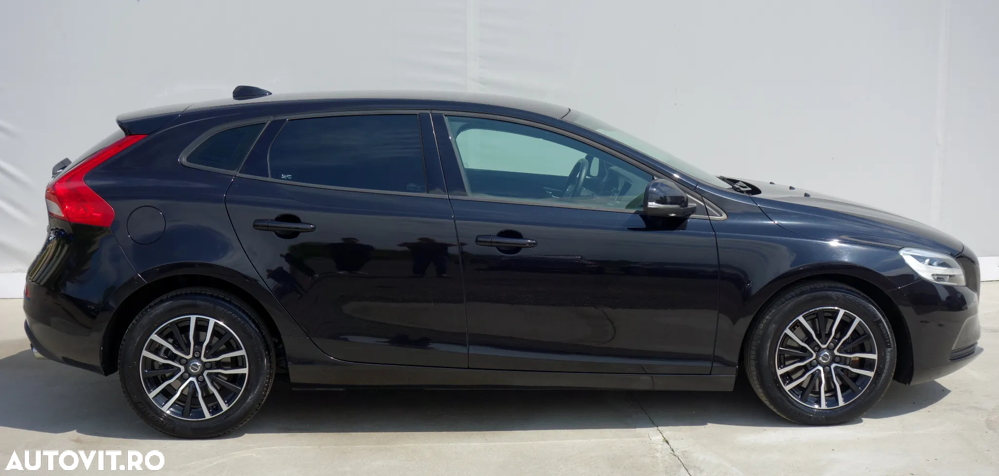 Volvo V40 D2 Aut. Basic - 23