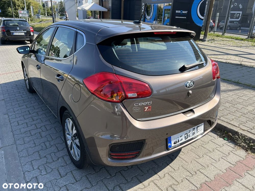 Kia Ceed Cee'd 1.4 L Business Line - 19