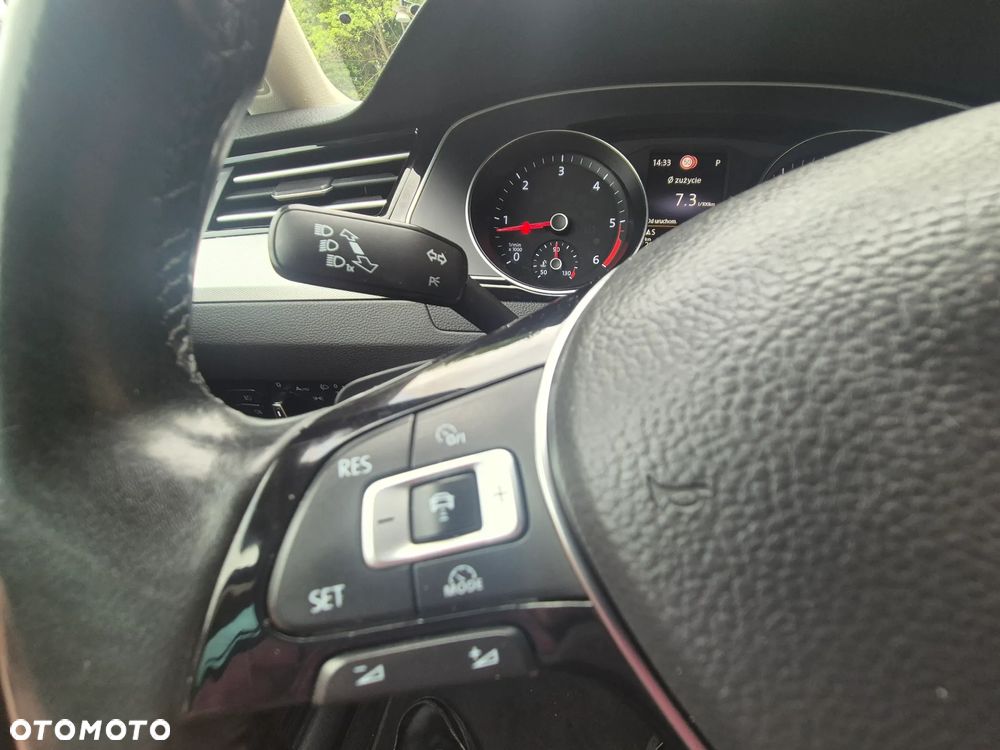 Volkswagen Passat 2.0 TDI (BlueMotion Technology) DSG Comfortline - 21