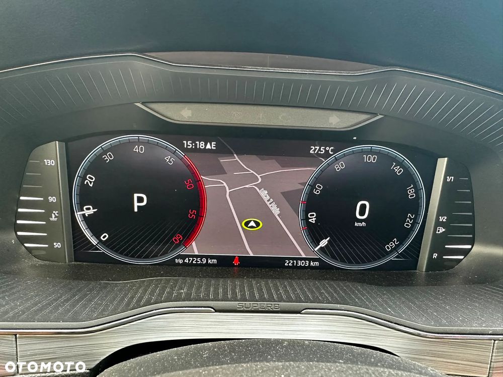 Skoda Superb 2.0 TDI SCR Ambition DSG - 20