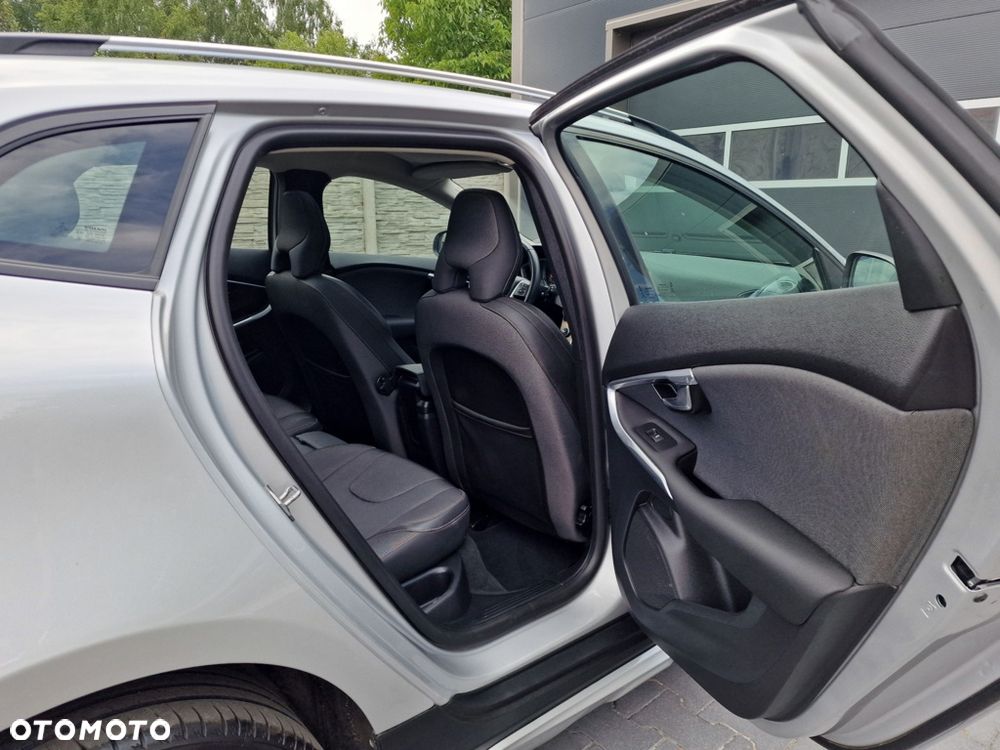 Volvo V40 Cross Country D2 Geartronic Momentum - 23