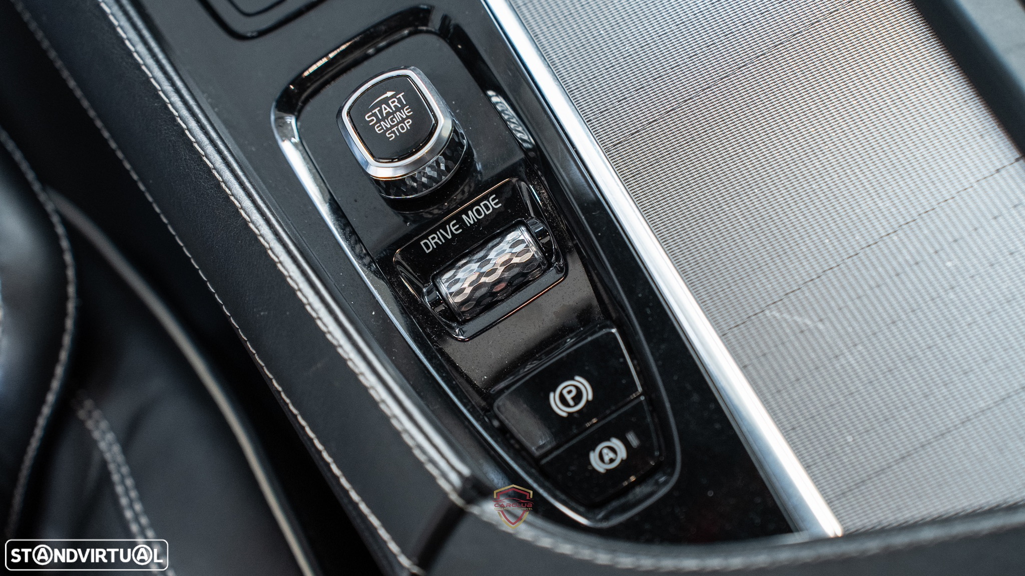 Volvo XC 90 2.0 T8 PHEV R-Design AWD - 32