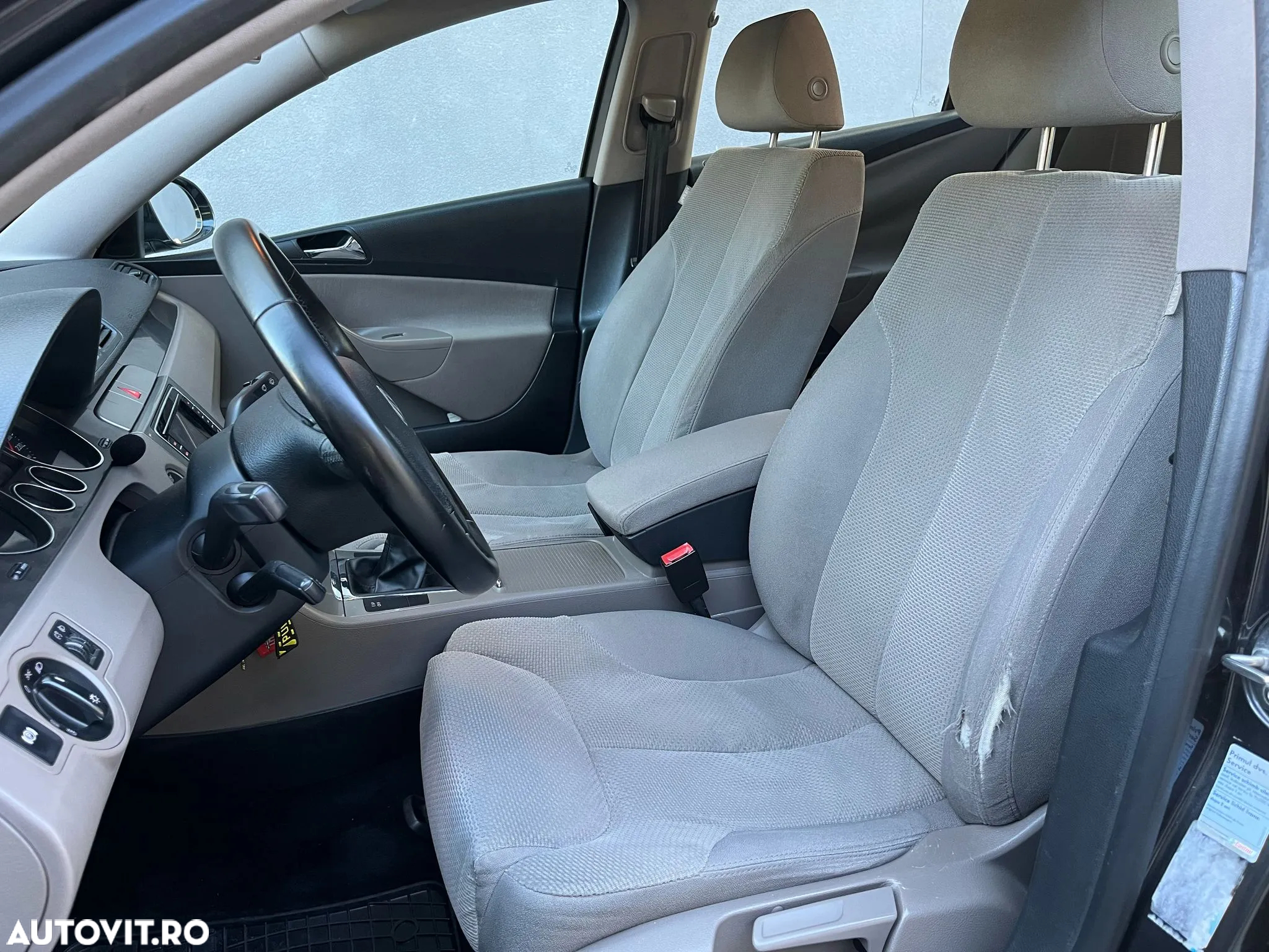 Volkswagen Passat - 13