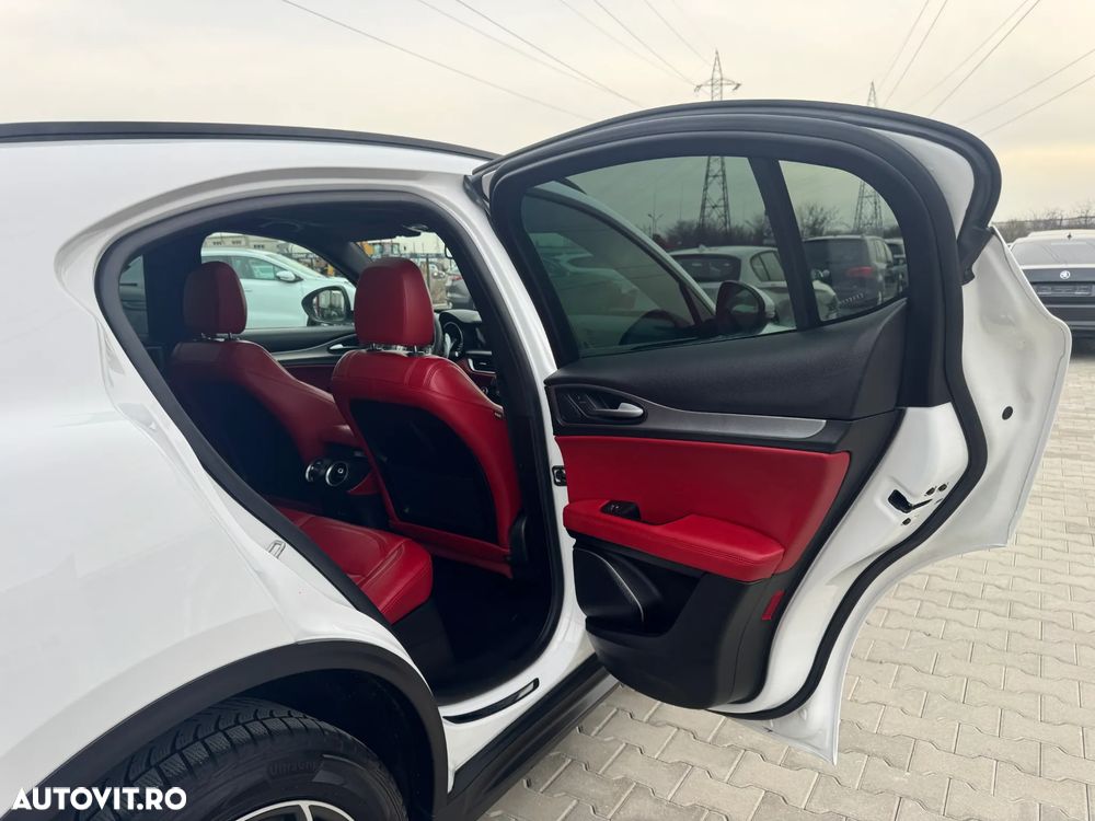 Alfa Romeo Stelvio 2.2 16V AT8-Q4 Super - 22