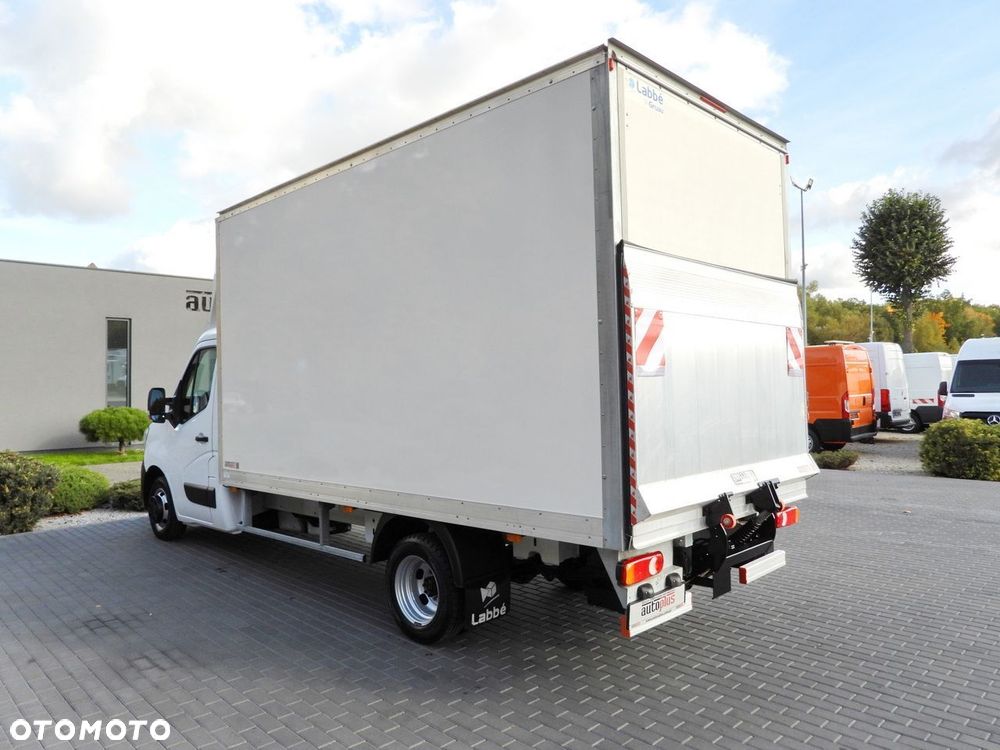 Renault MASTER KONTENER WINDA 8 PALET TEMPOMAT LEDY BLIŹNIACZE KOŁA KLIMATYZACJA  145KM - 11