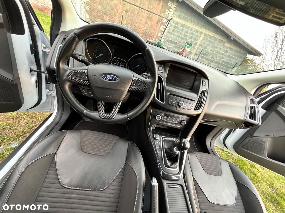 Ford Focus 1.0 EcoBoost Titanium ASS - 15