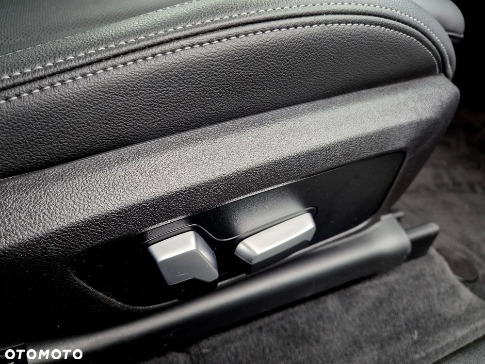 BMW X3 xDrive30e M Sport - 24