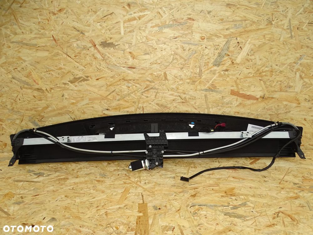 ROLETA BAGAŻNIKA MERCEDES E-KLASA W212 SEDAN A2128101120 - 2