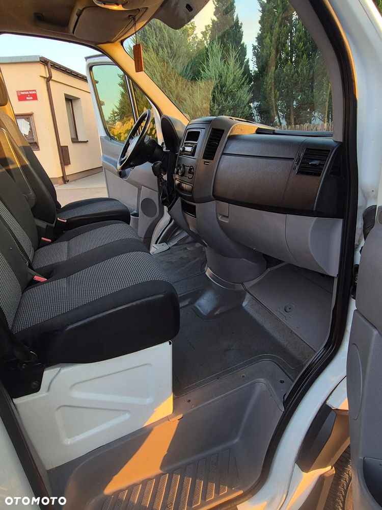 Mercedes-Benz Sprinter - 10
