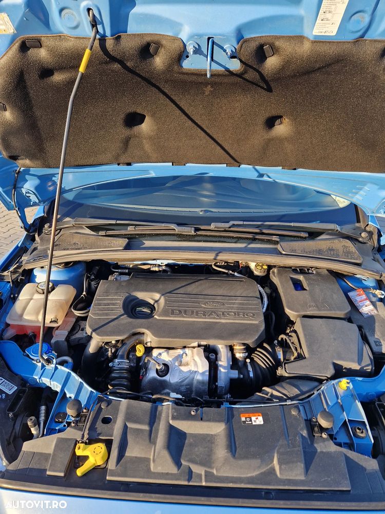 Ford Focus 1.5 TDCi Powershift Titanium - 14