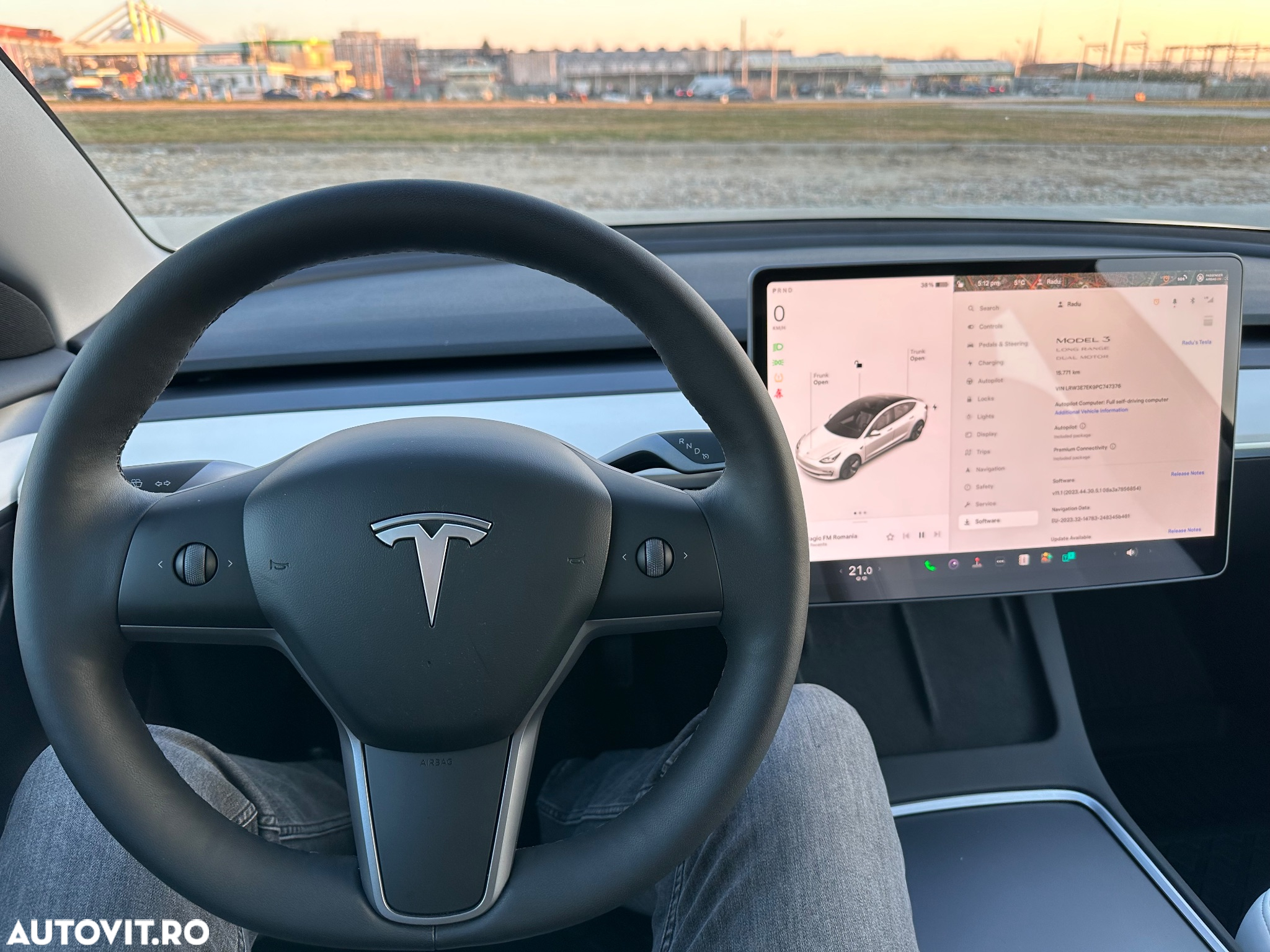 Tesla Model 3 AWD Long Range - 17